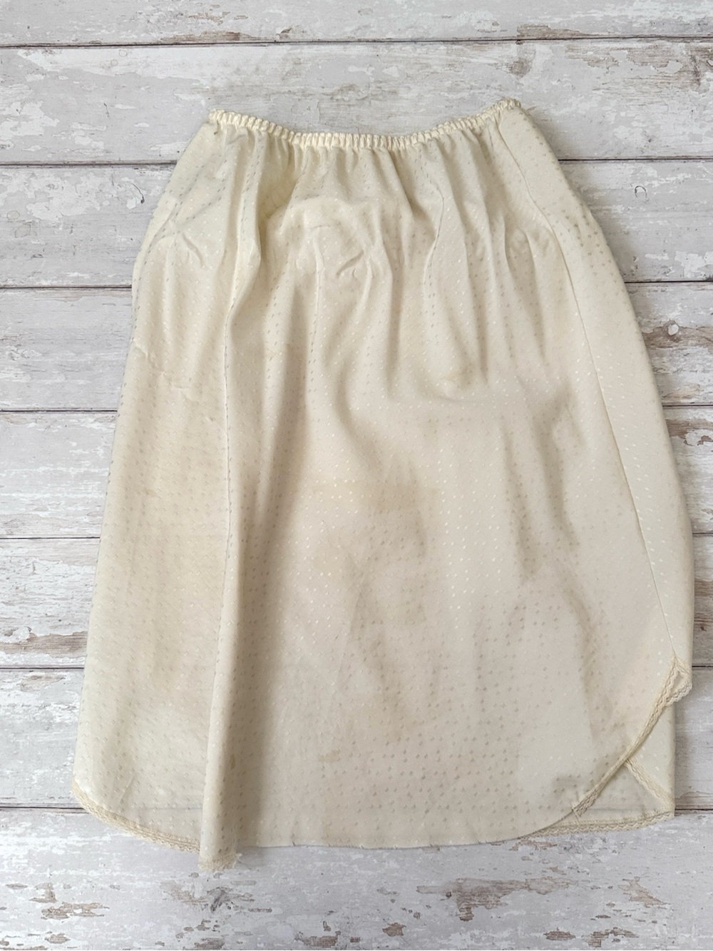 Vintage Women’s M Cream Colored Satin Slip Under Skirt Lingerie Size Medium